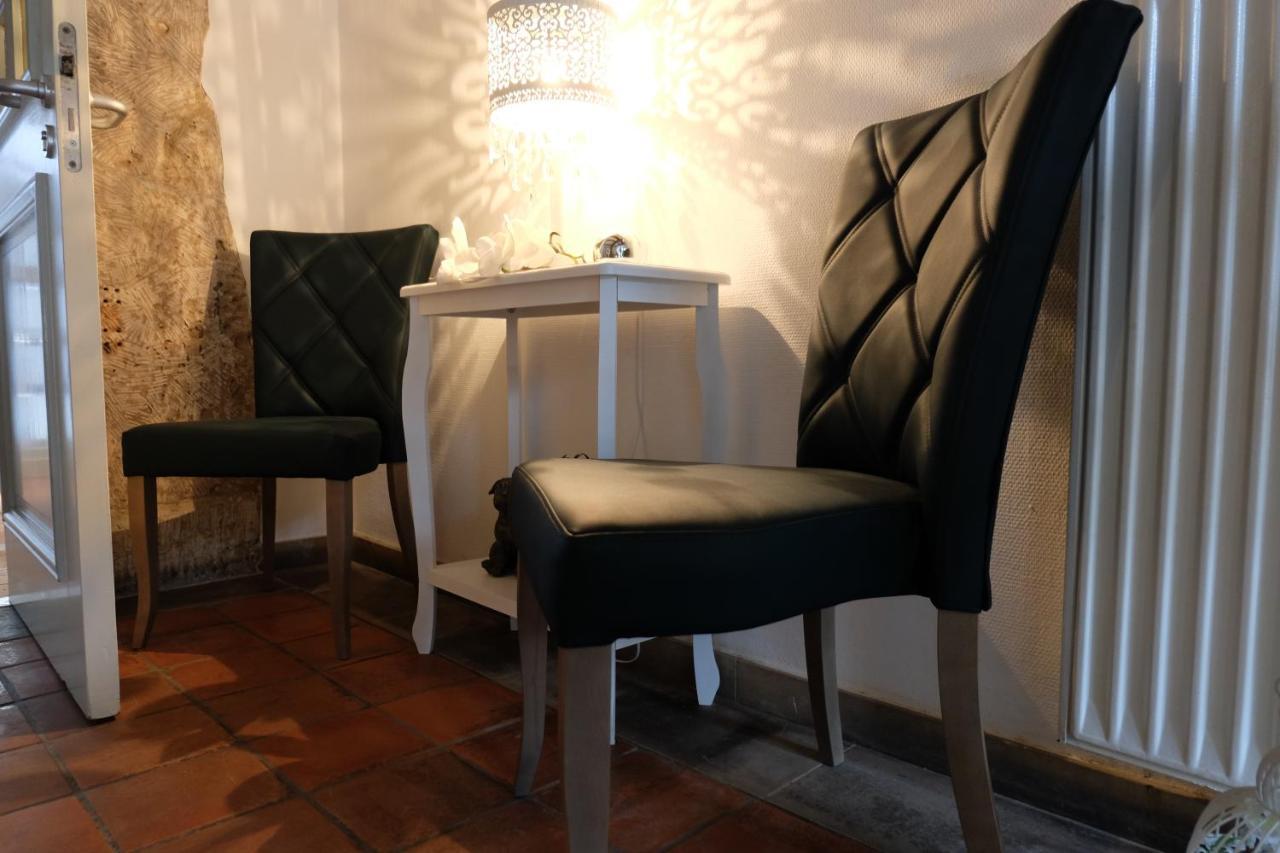 Altes Rathaus Hotel-Restaurant-Cafe Wolfhagen Buitenkant foto